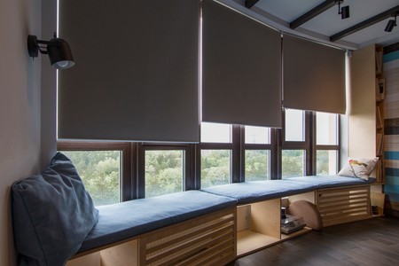 5 Benefits of Motorized Shades for Modern Homes